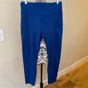 Cycle House by Marika Kinley Pocket Leggings